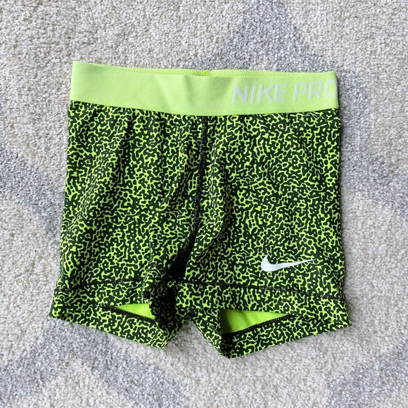 Nike Pants - Nike pro shorts!